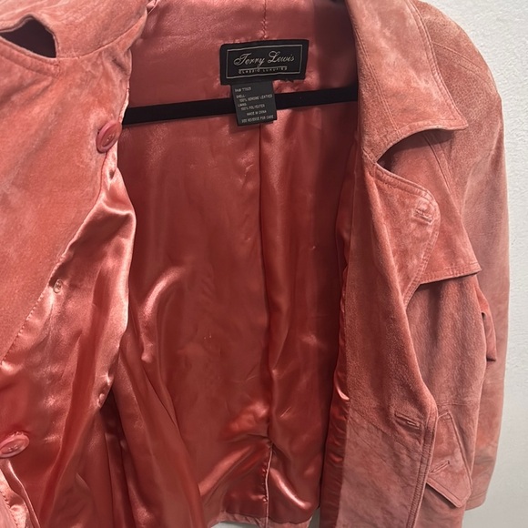 Terry Lewis Classic Luxuries Pink Jacket - Picture 8 of 10